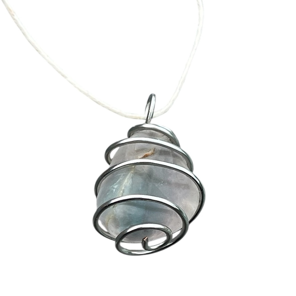 Fluorite hemp necklace